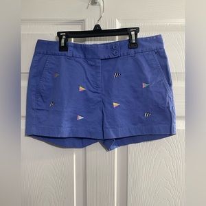 Vineyard Vines Women’s Blue With Embroidery ￼Shorts sz 4